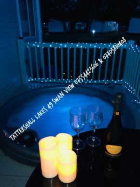 swan view retreats # hottub